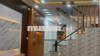 Bán Bà Điểm Hóc Môn - Nhà đẹp xây 1 trệt, 3 lầu - Đường rộng 10m thông