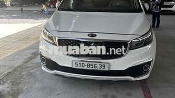 Kia Sedona 2019 Deluxe D - 80000 km