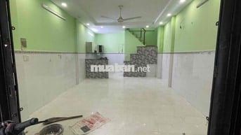 Phòng cho sinh viên nữ ở ghép, mặt tiền Vĩnh Khánh