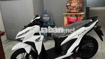 Vario 150 2018 trắng bóng
