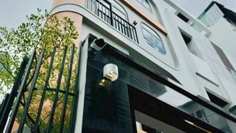 Nhà 33m² Huỳnh Văn Bánh xây 3 tầng gần sân bay, đang cho thuê giá 12tr