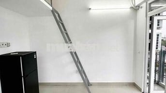 PHÒNG CÓ GÁC BAN CÔNG bao mát sát bên KCX Tân Thuận - máy giặt riêng