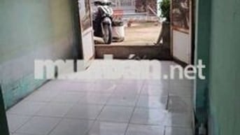 Nhà ngay chợ dĩ an 1 ngang 3mét giá 3tr tháng