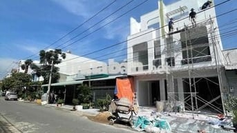 nhà sổ riêng hoàn công giá rẻ phường bửu long. dt 80m2 đường rộng 8m