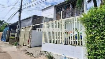 BÁN NHÀ VỚI DÃY TRỌ HƯNG ĐỊNH 22 ,ĐANG CHO THUÊ THU NHẬP ỔN ĐỊNH