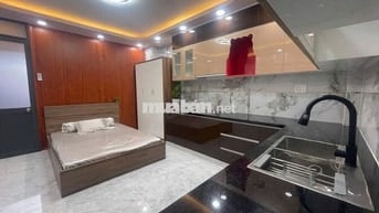 TRỐNG LẠI STUDIO FULL NỘI THẤT_TÒA CÓ THANG MÁY HẦM XE_DỌN VÀO Ở NGAY