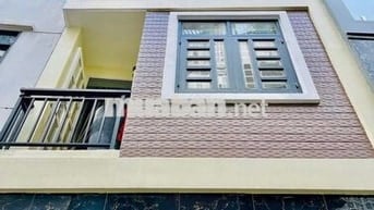 Bán nhà đường Bàn Cờ _Q3. hẻm xe hơi 6M. đang có hợp đồng thuê 700USD