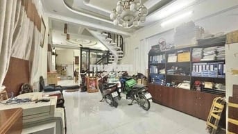 BÁN NHÀ 4 TẦNG - 140M2 5.5✘26 - ÔTÔ ĐỖ CỬA - SÁT BÊN LOTTE MART Gò Vấp