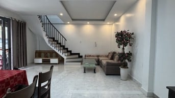 🏡 NHÀ 3 TẦNG NGAY PHỐ ĐI BỘ BẠCH ĐẰNG CHỈ NHỈNH 3 TỶ