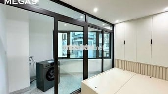 CĂN STUDIO FULL NỘI THẤT BAN CÔNG LỚN GẦN VINCOM TRẦN DUY HƯNG