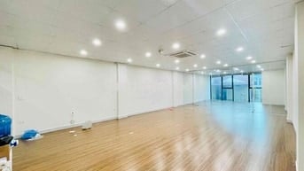 Cho thuê Văn phòng tại Hoàng Cầu 130m2 giá chỉ 19t sàn siêu rẻ