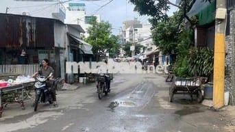 Nhà 4 lầu 4,2 x 21m, MT hẻm 736 lê đức thọ,P.15.GV giá 10ty300tr tl