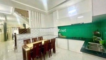 HXH 2pn2wc 64,5m2  kèm 2 máy lạnh đường số 8 P11