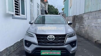 Fortuner 2021, 49 ngàn km,thơm mùi mới,sơn zin 95%