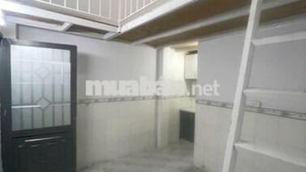 Phòng gác, 25m2 đường Nguyễn Văn Quỳ, Quận 7