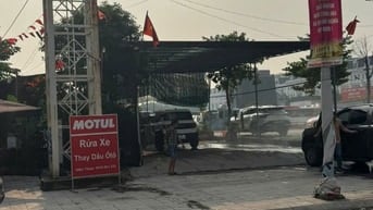 Nhượng bãi rửa xe, chăm sóc xe hơi ngay đầu cổng Louis City Đền Lừ, HM