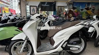 SH 125i ABS + HSTC 2023 Trắng BSTP Chính Chủ