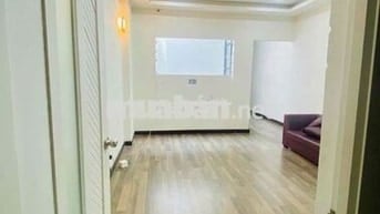 CHO THUÊ NHÀ MẶT TIỀN ĐƯỜNG BẠCH ĐẰNG, DT 4,2X20 TRỆT 3 LẦU