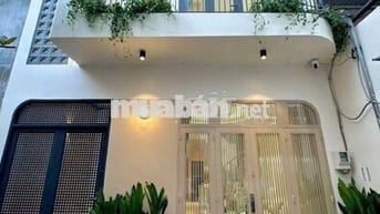 Nhà sát MT Bình Lợi. DT 5X14M. Trệt 1 Lầu. 3 PN, Hẻm xe hơi thông.