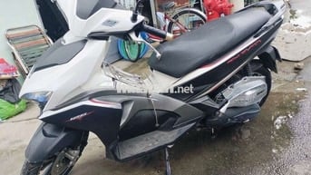 Xe Air Blade 2016 chính chủ còn mới