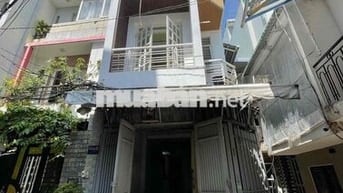 Nhà 5 Tầng phú thọ hoà, có thể khai thác CHDV. Hẻm xe hơi đổ cửa