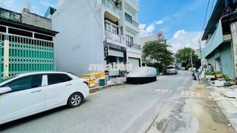 Cực Phẩm 3 Tầng Mặt Tiền Khu Dân Cư Cao Cấp Linh Đông Giá Tốt Bất Ngờ!