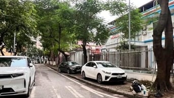 Tôi Cần Bán Nhà Liền Kề, Nội thất tiền tỷ, Vỉa Hè, Kinh Doanh, Ô tô