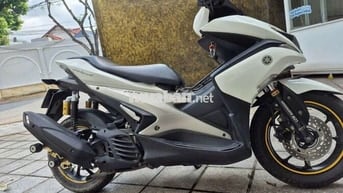 Xe đẹp hình sao xe vậy