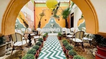 DT 14x20m, Giá Rẻ 7x Triệu - Nhà 114 Nguyễn Du, Quận 1 - Cho quán nhậu