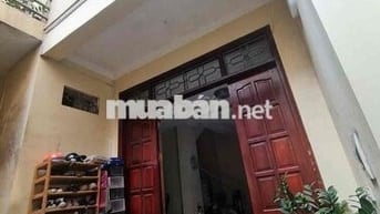 bán nhà 3Pn- DTSD. 65m2-lê văn lương-3 tỷ 150- tân hưng