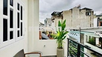 Cho thuê nhà đường nguyễn văn gv