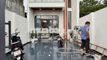 NHÀ LẦU MỚI XÂY - TẶNG 2 CHỈ VÀNG + NỘI THẤT 30 TRIỆU NGAY TP.BIÊN HÒA