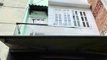 NHÀ NC 3 TẦNG 4PN2WC RỘNG RÃI THOÁNG MÁT • P6 Q.11 • CHỈ 10TR/THÁNG