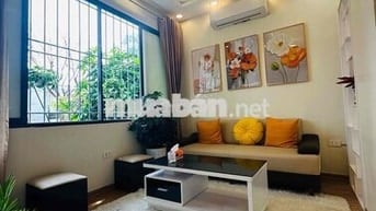 TẬP THỂ TẦNG 3 PHỐ CHÙA LÁNG - TẦNG 3 LÔ GÓC 3 THOÁNG -2 BAN CÔNG PHỐ