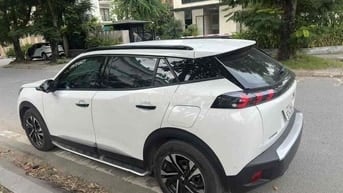 Peugeot 2008 2023 GT Line 1.2 AT - 17996 km