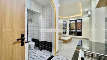 CHO THUÊ CHDV GẦN ETOWN CỘNG HOÀ FULL NỘI THẤT QUẬN TÂN BÌNH