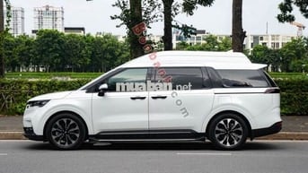 Xe Kia Carnival Royal 2.2D 2022 - 1 Tỷ 720 Triệu