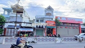 Chủ Gũi Bán Căn Nhà Mặt Tiền Lê Hồng Phong Phước Long Nha Trang