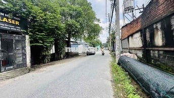 NHÀ ĐƯỜNG 10M TẢI THÔNG  SÁT MT LÊ THỊ RIÊNG QUẬN 12 - 5x19M - 7,4 TỶ