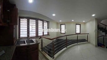 CHO THUÊ NHÀ , HUỲNH VĂN BÁNH , PHÚ NHUẬN , 4 tầng , 22tr/th