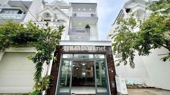 CẦN BÁN GẤP NHÀ PHỐ MẶT TIỀN GẦN ĐH THỦ DẦU MỘT, KHU DU LỊCH ĐẠI NAM