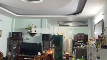 Bán nhà mặt tiền quận Tân phú 105m2