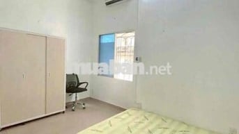 Studio cửa sổ trời - Ngay Cộng Hoà gần Hoàng Hoa Thám