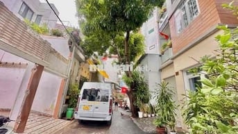 Bán nhà Phan Văn Trị 90m2 ngang 5x18m, đường oto chỉ 100tr/m2