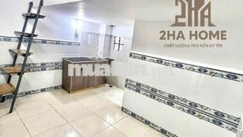 Phòng mới rộng rãi gần cầu Tham Lương ở ngay