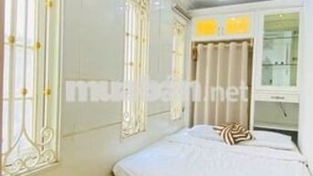 STUDIO TÁCH BẾP CỬA SỔ TRỜI FULL NỘI THẤT GẦN ĐH CÔNG NGHIỆP CƠ SỞ 3
