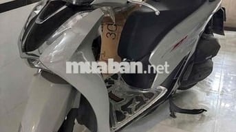 cần bán xe Sh mới 5500km giá 86tr sdt ***