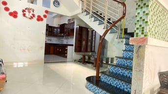 Cho thuê nhà mặt tiền đường Chợ Lớn, phường Bình Phú, HCM