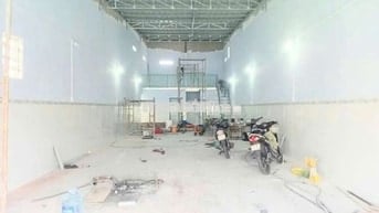 CHO  THUÊ  KHO  XƯỞNG  ( 240m2)  PHƯỜNG  TÂN QUÝ. QUẬN  TÂN  PHÚ