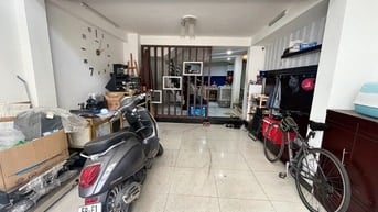 BÁN NHÀ XÂY 5 TẦNG - HOÀNG HOA THÁM ( 10.5 TỶ )